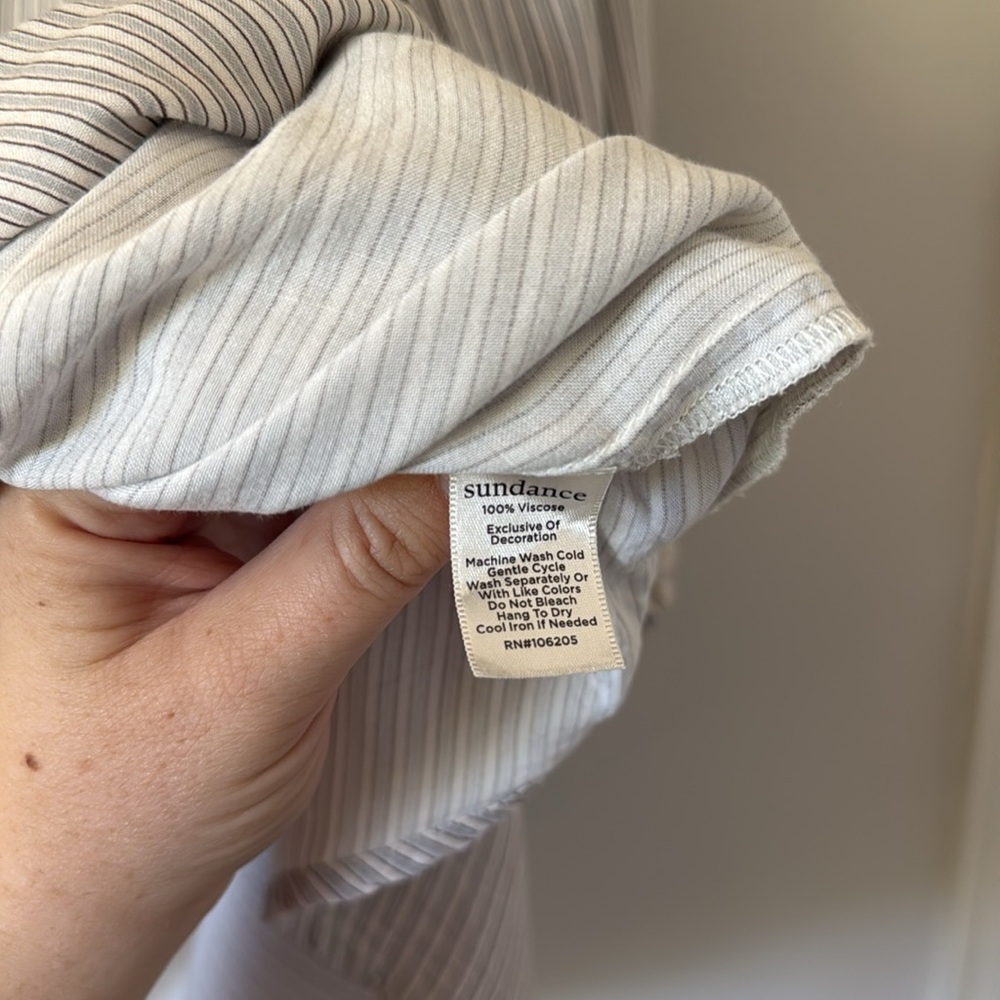 Sundance Marianna Stripe Top Large Gray White Henley Smocked Ruffle Button Up - Picture 10 of 11